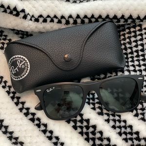 RayBan LiteForce Wayfair RB4195 Polarized